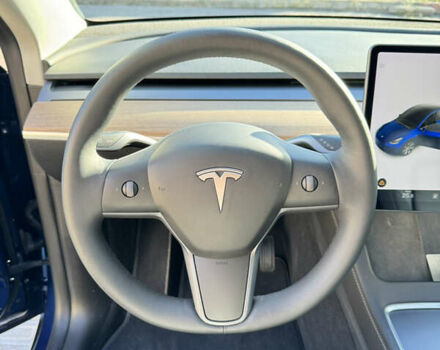 Синий Тесла Model Y, объемом двигателя 0 л и пробегом 10 тыс. км за 33500 $, фото 10 на Automoto.ua