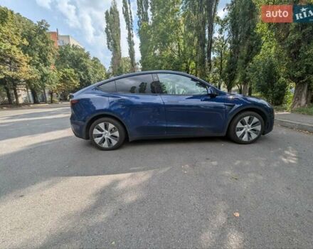 Синий Тесла Model Y, объемом двигателя 0 л и пробегом 103 тыс. км за 22190 $, фото 4 на Automoto.ua