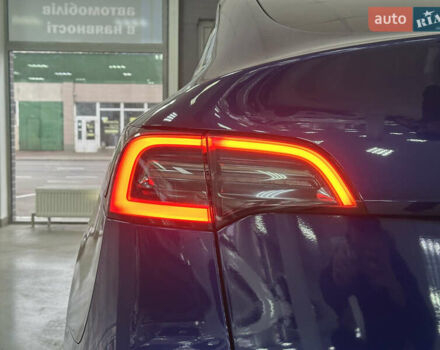 Синий Тесла Model Y, объемом двигателя 0 л и пробегом 122 тыс. км за 27500 $, фото 11 на Automoto.ua