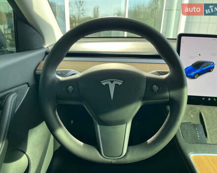 Синий Тесла Model Y, объемом двигателя 0 л и пробегом 35 тыс. км за 30100 $, фото 13 на Automoto.ua