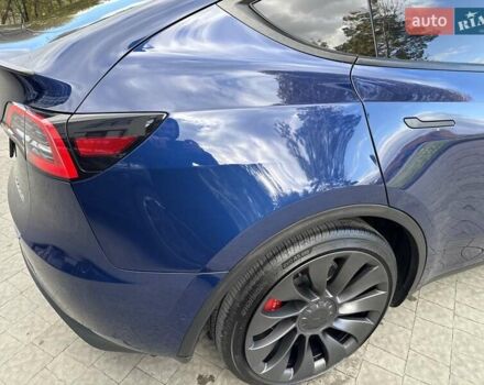 Синий Тесла Model Y, объемом двигателя 0 л и пробегом 86 тыс. км за 25900 $, фото 22 на Automoto.ua