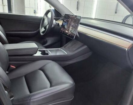 Синий Тесла Model Y, объемом двигателя 0 л и пробегом 91 тыс. км за 25850 $, фото 15 на Automoto.ua