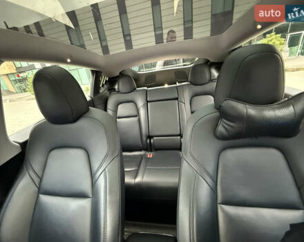 Синій Тесла Model Y, об'ємом двигуна 0 л та пробігом 48 тис. км за 26000 $, фото 20 на Automoto.ua
