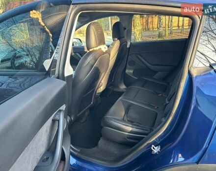 Синий Тесла Model Y, объемом двигателя 0 л и пробегом 62 тыс. км за 25800 $, фото 13 на Automoto.ua