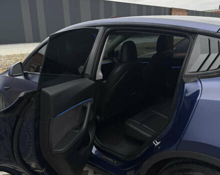 Синій Тесла Model Y, об'ємом двигуна 0 л та пробігом 48 тис. км за 30000 $, фото 17 на Automoto.ua