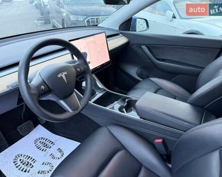 Тесла Model Y 2021 у Луцьку на Automoto.ua Синій Тесла Model Y, об'ємом двигуна 0 л та пробігом 145 тис. км за 18900 $, фото 11 на Automoto.ua