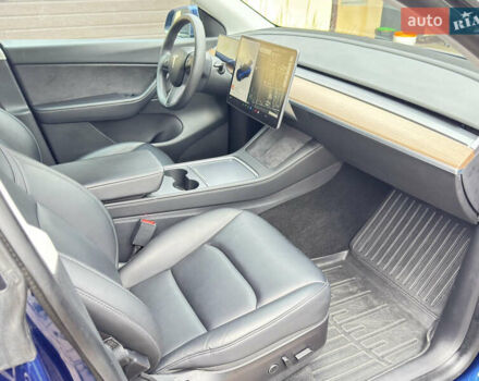 Синий Тесла Model Y, объемом двигателя 0 л и пробегом 57 тыс. км за 24300 $, фото 12 на Automoto.ua