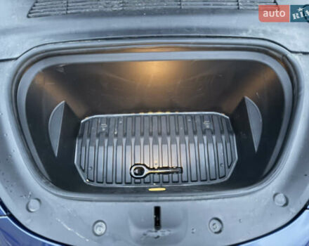 Тесла Model Y 2021 в Харькове на Automoto.ua Синий Тесла Model Y, объемом двигателя 0 л и пробегом 113 тыс. км за 21200 $, фото 99 на Automoto.ua