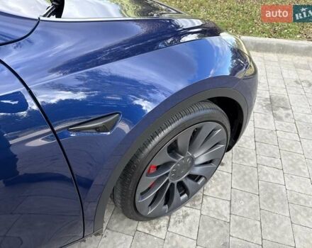 Синий Тесла Model Y, объемом двигателя 0 л и пробегом 86 тыс. км за 25900 $, фото 25 на Automoto.ua