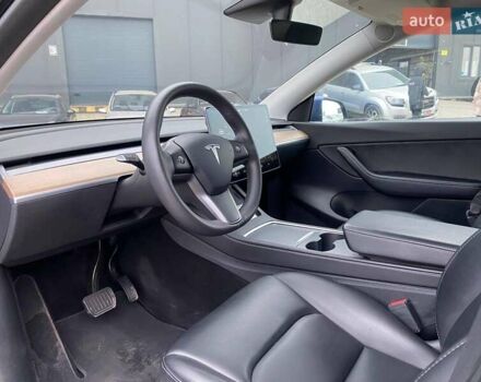 Синій Тесла Model Y, об'ємом двигуна 0 л та пробігом 91 тис. км за 25990 $, фото 8 на Automoto.ua