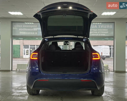 Синий Тесла Model Y, объемом двигателя 0 л и пробегом 122 тыс. км за 27500 $, фото 13 на Automoto.ua