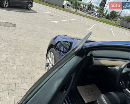 Синий Тесла Model Y, объемом двигателя 0 л и пробегом 83 тыс. км за 24999 $, фото 37 на Automoto.ua