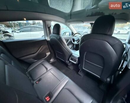 Тесла Model Y 2021 у Луцьку на Automoto.ua Синій Тесла Model Y, об'ємом двигуна 0 л та пробігом 145 тис. км за 18900 $, фото 20 на Automoto.ua