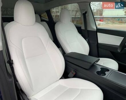 Синий Тесла Model Y, объемом двигателя 0 л и пробегом 130 тыс. км за 23500 $, фото 12 на Automoto.ua