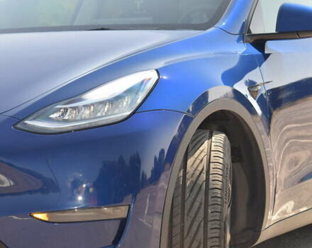 Синий Тесла Model Y, объемом двигателя 0 л и пробегом 81 тыс. км за 25499 $, фото 11 на Automoto.ua