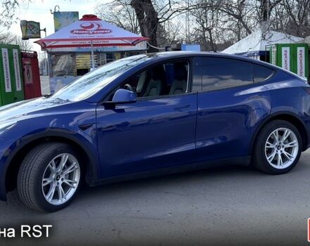 Синій Тесла Model Y, об'ємом двигуна 0 л та пробігом 59 тис. км за 23500 $, фото 2 на Automoto.ua