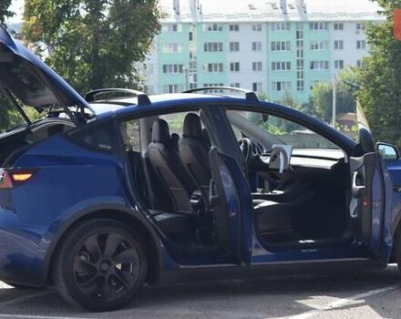 Синий Тесла Model Y, объемом двигателя 0 л и пробегом 81 тыс. км за 25499 $, фото 21 на Automoto.ua