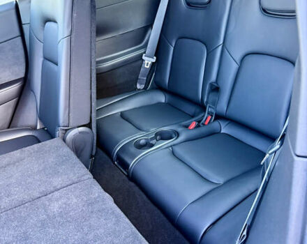 Синий Тесла Model Y, объемом двигателя 0 л и пробегом 48 тыс. км за 27500 $, фото 18 на Automoto.ua