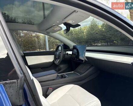 Синий Тесла Model Y, объемом двигателя 0 л и пробегом 86 тыс. км за 25900 $, фото 82 на Automoto.ua