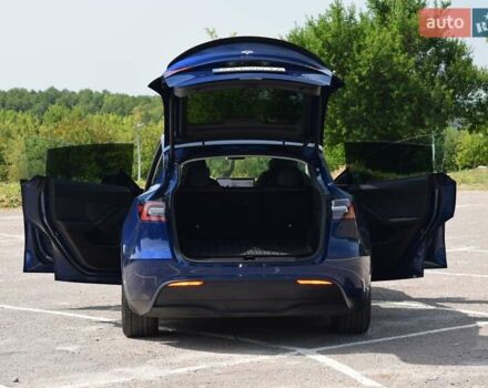 Синий Тесла Model Y, объемом двигателя 0 л и пробегом 81 тыс. км за 25499 $, фото 22 на Automoto.ua