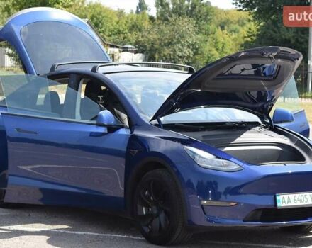 Синий Тесла Model Y, объемом двигателя 0 л и пробегом 81 тыс. км за 25499 $, фото 25 на Automoto.ua