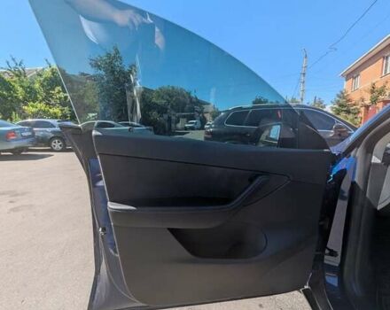 Синій Тесла Model Y, об'ємом двигуна 0 л та пробігом 84 тис. км за 28500 $, фото 16 на Automoto.ua