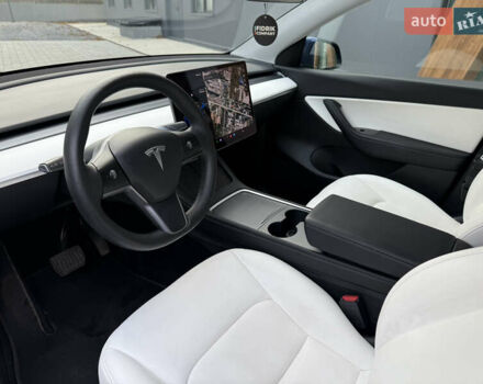 Синій Тесла Model Y, об'ємом двигуна 0 л та пробігом 135 тис. км за 19300 $, фото 7 на Automoto.ua