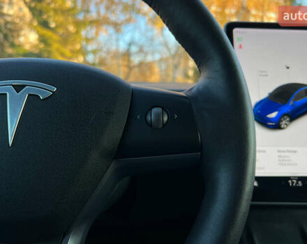 Синий Тесла Model Y, объемом двигателя 0 л и пробегом 72 тыс. км за 25750 $, фото 12 на Automoto.ua