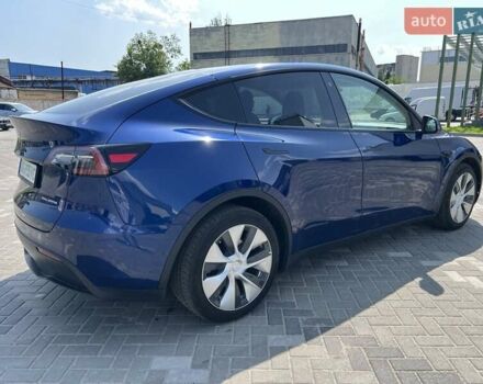 Синий Тесла Model Y, объемом двигателя 0 л и пробегом 61 тыс. км за 26500 $, фото 3 на Automoto.ua