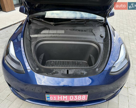 Синій Тесла Model Y, об'ємом двигуна 0 л та пробігом 135 тис. км за 19300 $, фото 18 на Automoto.ua