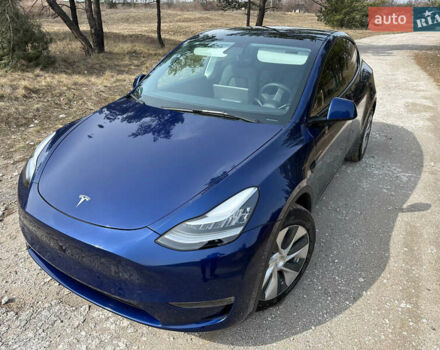 Синий Тесла Model Y, объемом двигателя 0 л и пробегом 35 тыс. км за 27999 $, фото 24 на Automoto.ua