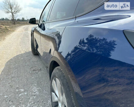 Синий Тесла Model Y, объемом двигателя 0 л и пробегом 35 тыс. км за 38499 $, фото 18 на Automoto.ua