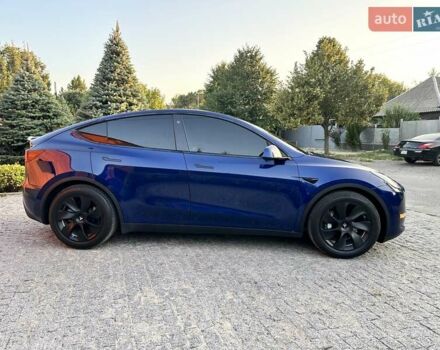 Синий Тесла Model Y, объемом двигателя 0 л и пробегом 90 тыс. км за 22300 $, фото 7 на Automoto.ua