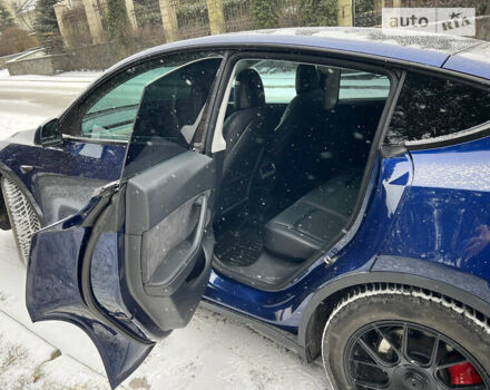 Синий Тесла Model Y, объемом двигателя 0 л и пробегом 66 тыс. км за 25000 $, фото 13 на Automoto.ua