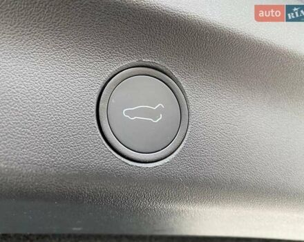 Синій Тесла Model Y, об'ємом двигуна 0 л та пробігом 91 тис. км за 25990 $, фото 14 на Automoto.ua