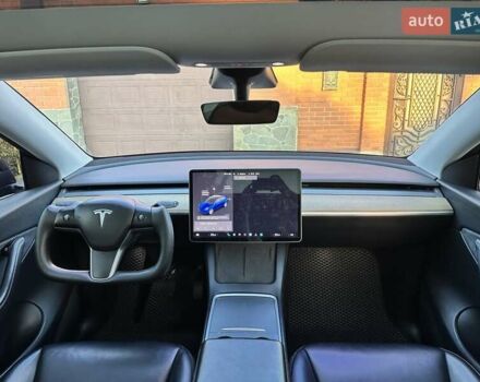 Синий Тесла Model Y, объемом двигателя 0 л и пробегом 90 тыс. км за 22300 $, фото 14 на Automoto.ua