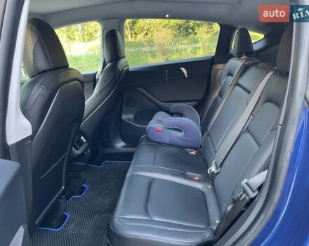 Синий Тесла Model Y, объемом двигателя 0 л и пробегом 68 тыс. км за 25000 $, фото 18 на Automoto.ua