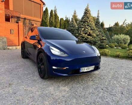 Синий Тесла Model Y, объемом двигателя 0 л и пробегом 90 тыс. км за 22300 $, фото 9 на Automoto.ua