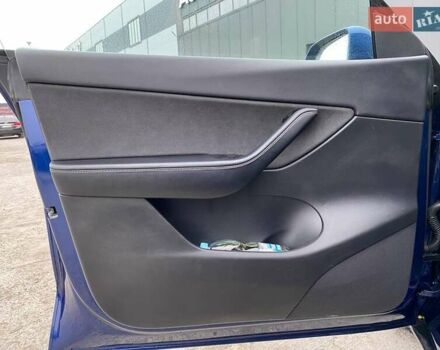 Синій Тесла Model Y, об'ємом двигуна 0 л та пробігом 91 тис. км за 25990 $, фото 7 на Automoto.ua