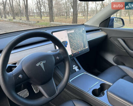 Синій Тесла Model Y, об'ємом двигуна 0 л та пробігом 72 тис. км за 27500 $, фото 23 на Automoto.ua