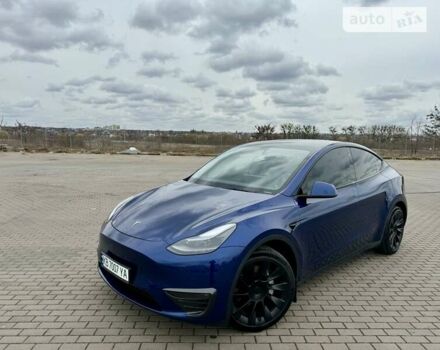 Синий Тесла Model Y, объемом двигателя 0 л и пробегом 28 тыс. км за 38555 $, фото 2 на Automoto.ua