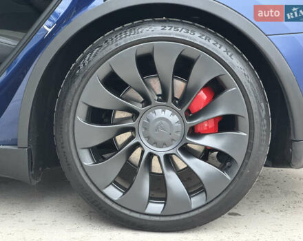 Синий Тесла Model Y, объемом двигателя 0 л и пробегом 88 тыс. км за 31990 $, фото 31 на Automoto.ua