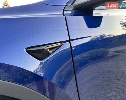Синий Тесла Model Y, объемом двигателя 0 л и пробегом 90 тыс. км за 22300 $, фото 35 на Automoto.ua