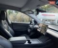 Синий Тесла Model Y, объемом двигателя 0 л и пробегом 68 тыс. км за 25000 $, фото 17 на Automoto.ua