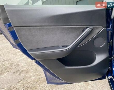 Синій Тесла Model Y, об'ємом двигуна 0 л та пробігом 91 тис. км за 25990 $, фото 13 на Automoto.ua