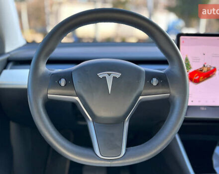Синій Тесла Model Y, об'ємом двигуна 0 л та пробігом 64 тис. км за 26900 $, фото 10 на Automoto.ua