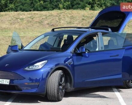 Синий Тесла Model Y, объемом двигателя 0 л и пробегом 81 тыс. км за 25499 $, фото 12 на Automoto.ua