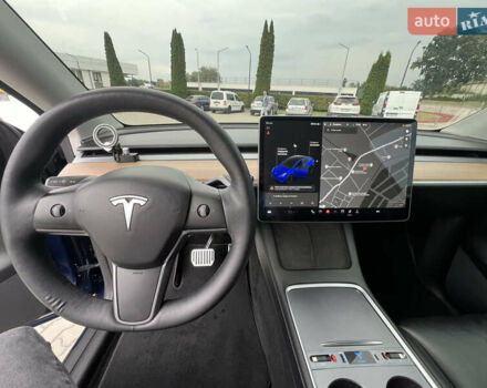 Синий Тесла Model Y, объемом двигателя 0 л и пробегом 116 тыс. км за 24500 $, фото 8 на Automoto.ua