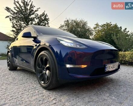 Синий Тесла Model Y, объемом двигателя 0 л и пробегом 90 тыс. км за 22300 $, фото 32 на Automoto.ua