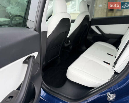 Синий Тесла Model Y, объемом двигателя 0 л и пробегом 63 тыс. км за 27000 $, фото 10 на Automoto.ua